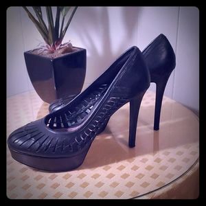 Ladies shoe